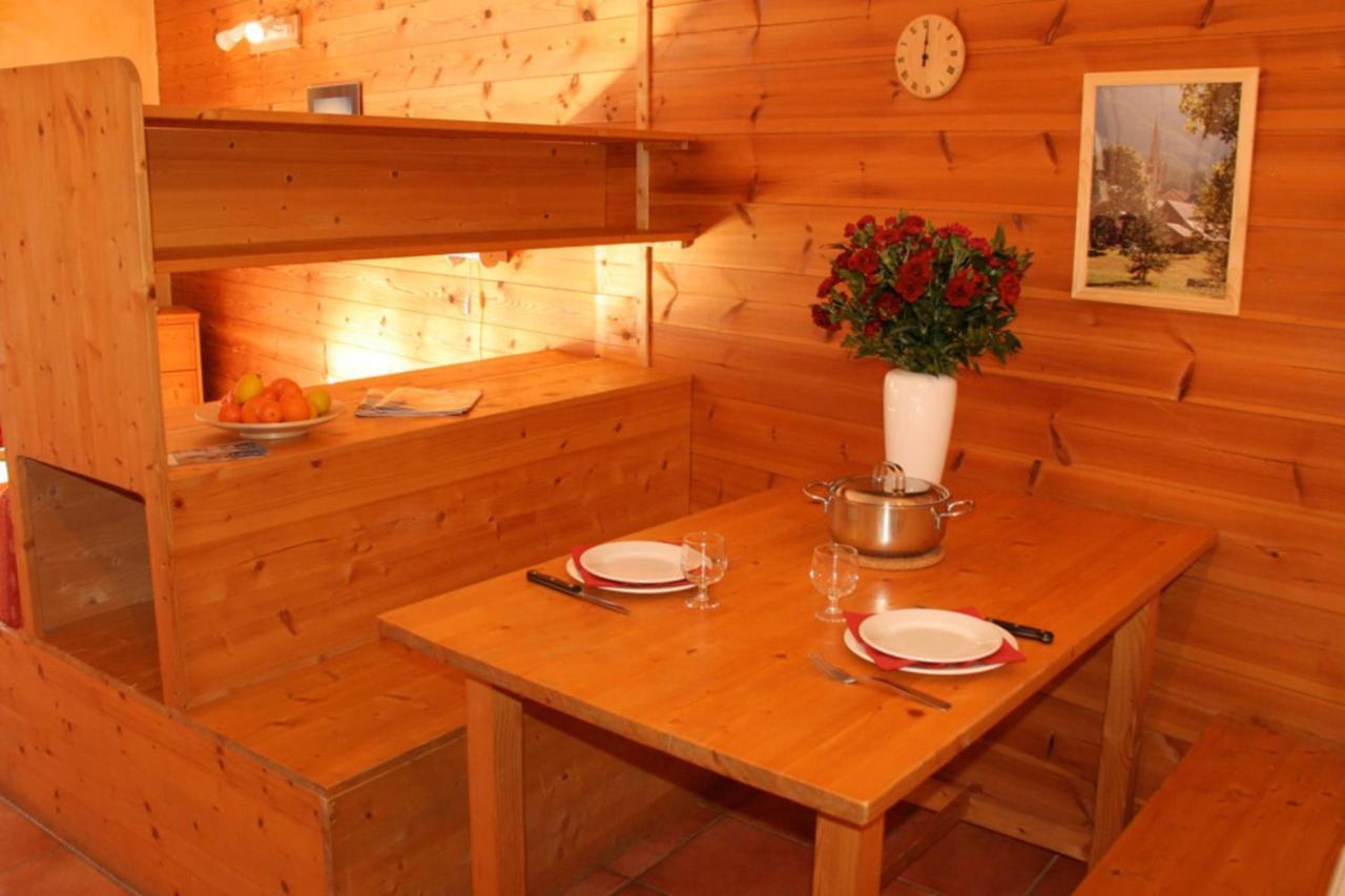 Le Barlet23 Pers Hameau Des Chazals Nevache Hautes Alpes Bagian luar foto