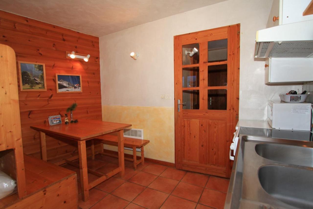 Le Barlet23 Pers Hameau Des Chazals Nevache Hautes Alpes Bagian luar foto